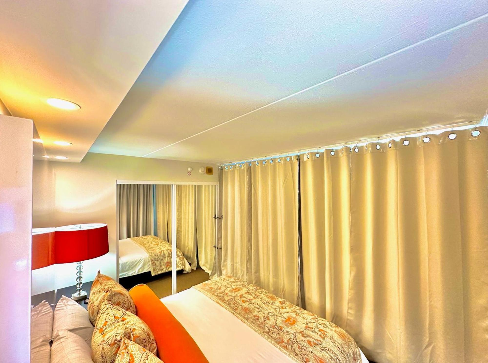Waikiki Beach Experience! Luxury Oceanview Suite! Honolulu Buitenkant foto